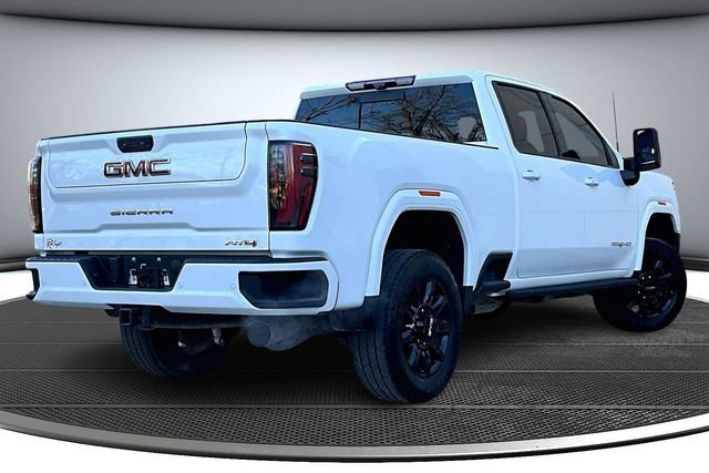 Used 2024 GMC Sierra 2500 AT4 w/ Technology Package image 6