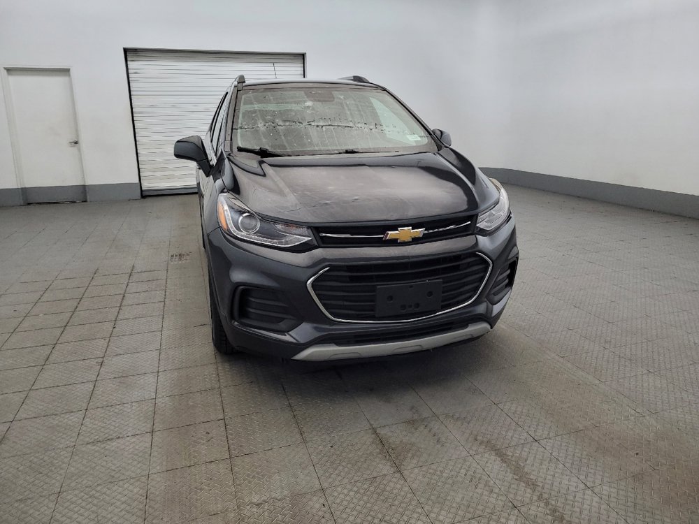 Used 2018 Chevrolet Trax LT w/ LT Convenience Package FWD image 14