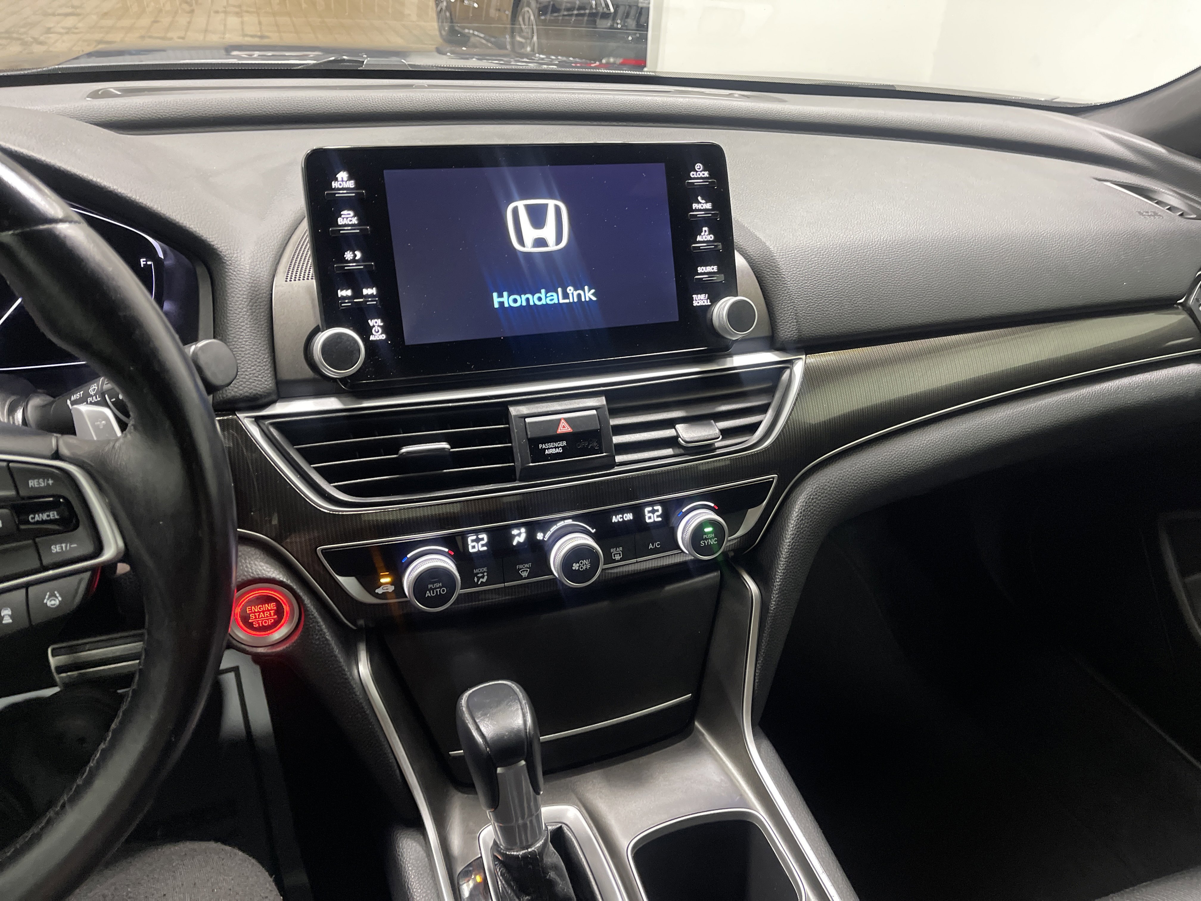 Used 2019 Honda Accord Sport image 29