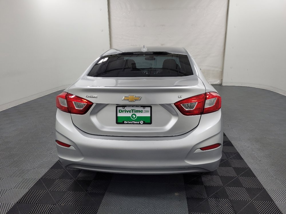 Used 2017 Chevrolet Cruze LT w/ Convenience Package image 7