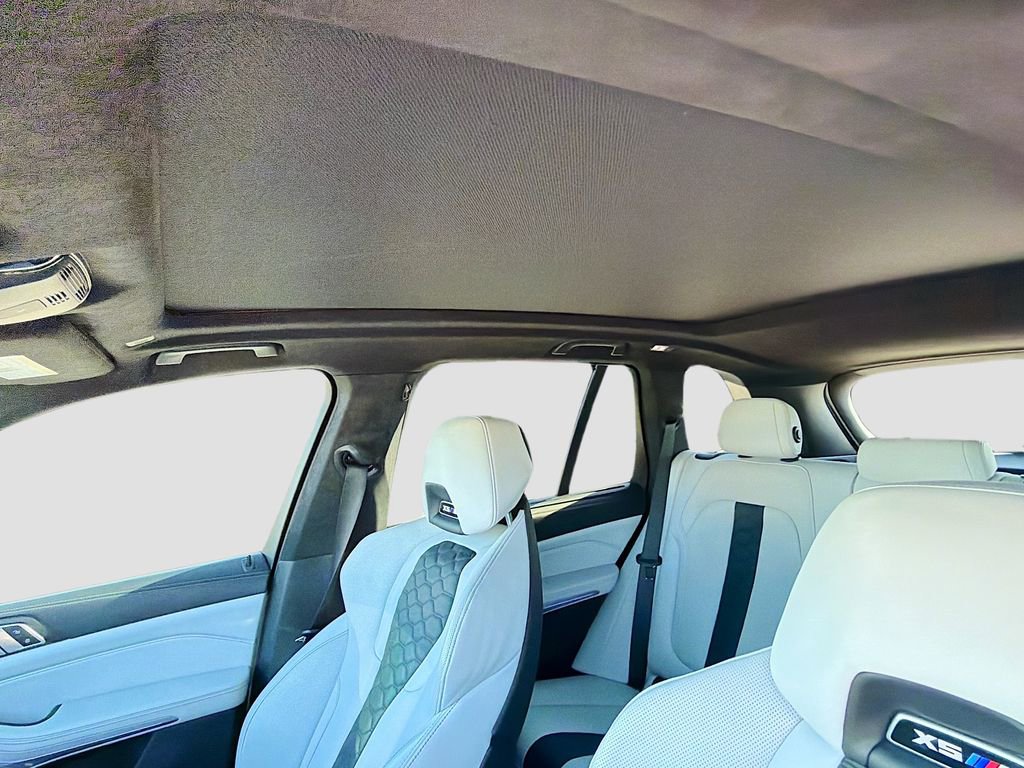 Used 2022 BMW X5 M w/ Executive Package image 27