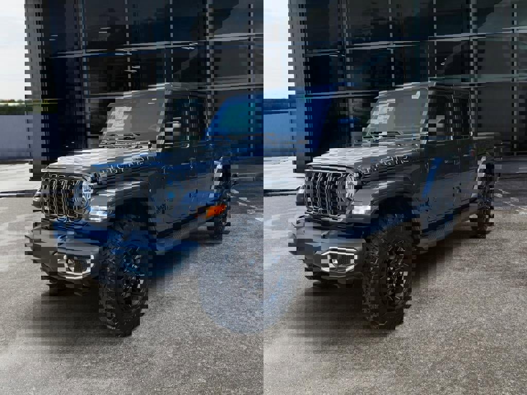 New 2025 Jeep Gladiator Sport image 3