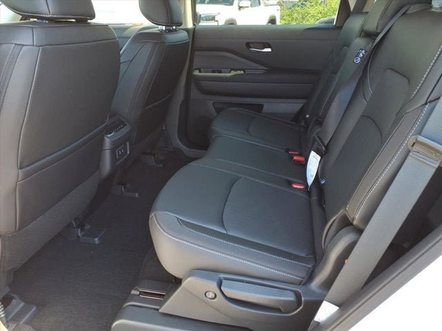 New 2026 Nissan Pathfinder SL AWD/4WD image 5