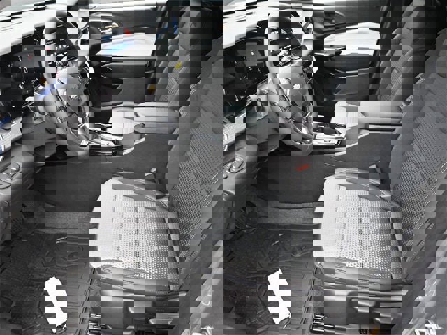 New 2026 Chevrolet Trax LT w/ LT Convenience Package image 16