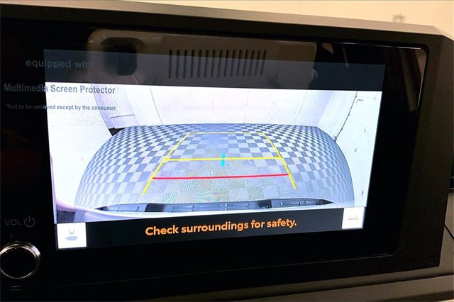 Used 2024 Toyota Tacoma SR image 25