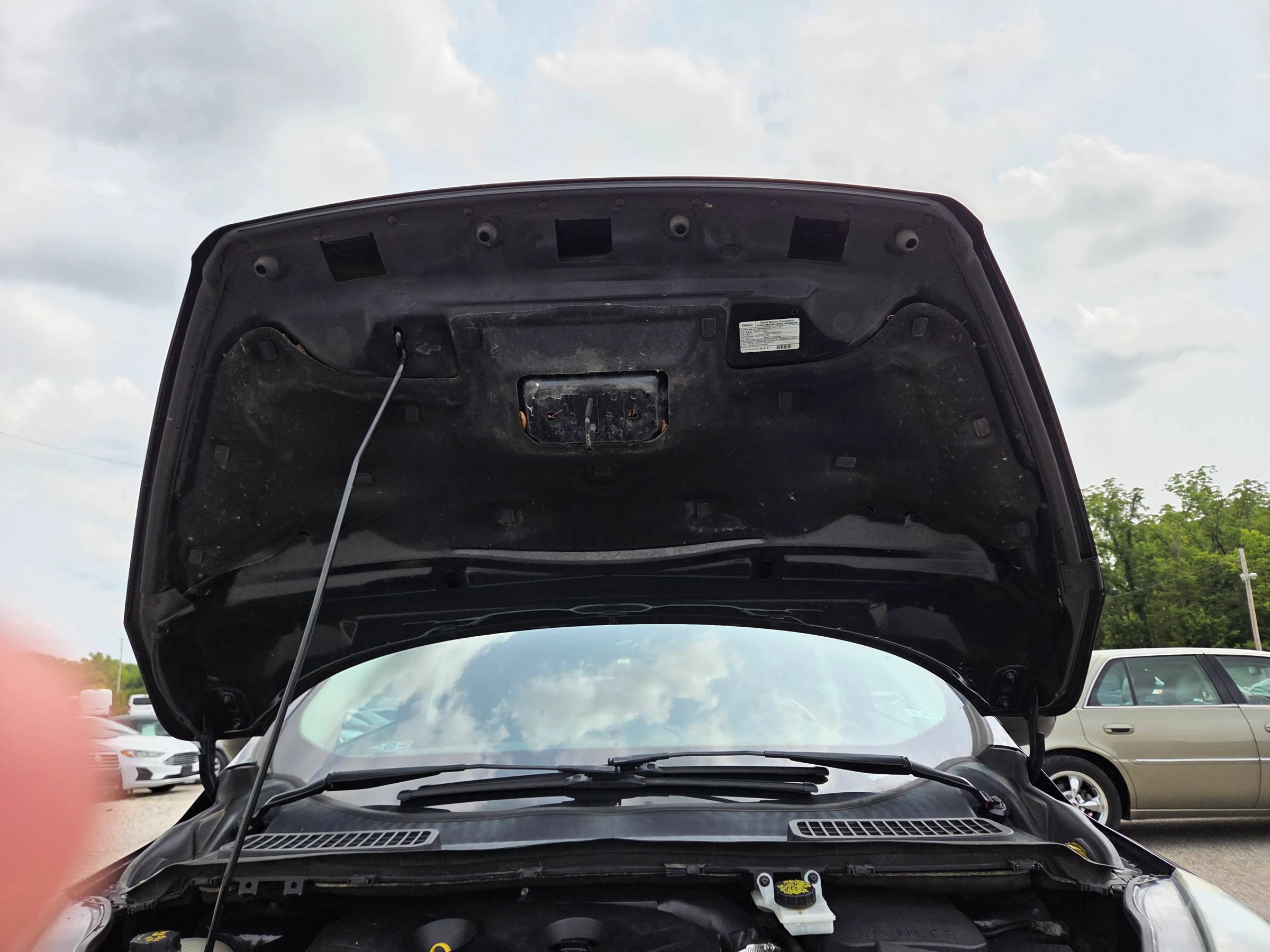 Used 2017 Ford Escape SE w/ Equipment Group 201A FWD image 23