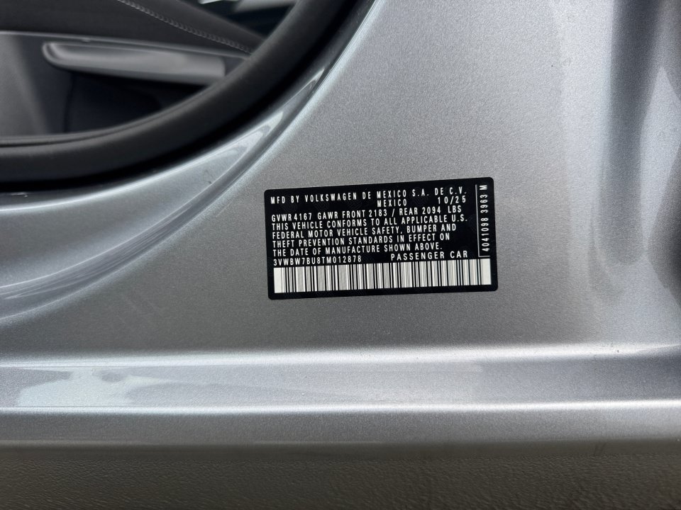 Used 2026 Volkswagen Jetta Sport FWD image 39