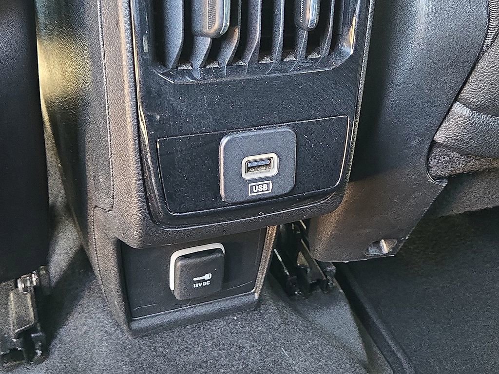 Used 2025 Jeep Compass Latitude AWD/4WD image 17