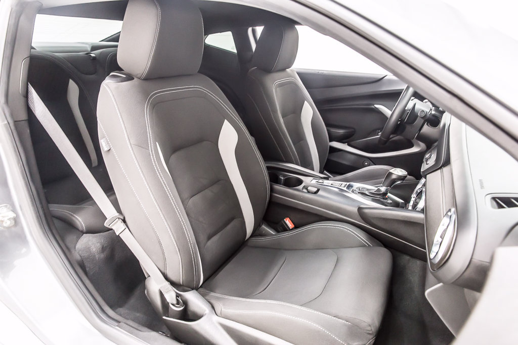 Used 2021 Chevrolet Camaro LT RWD image 34
