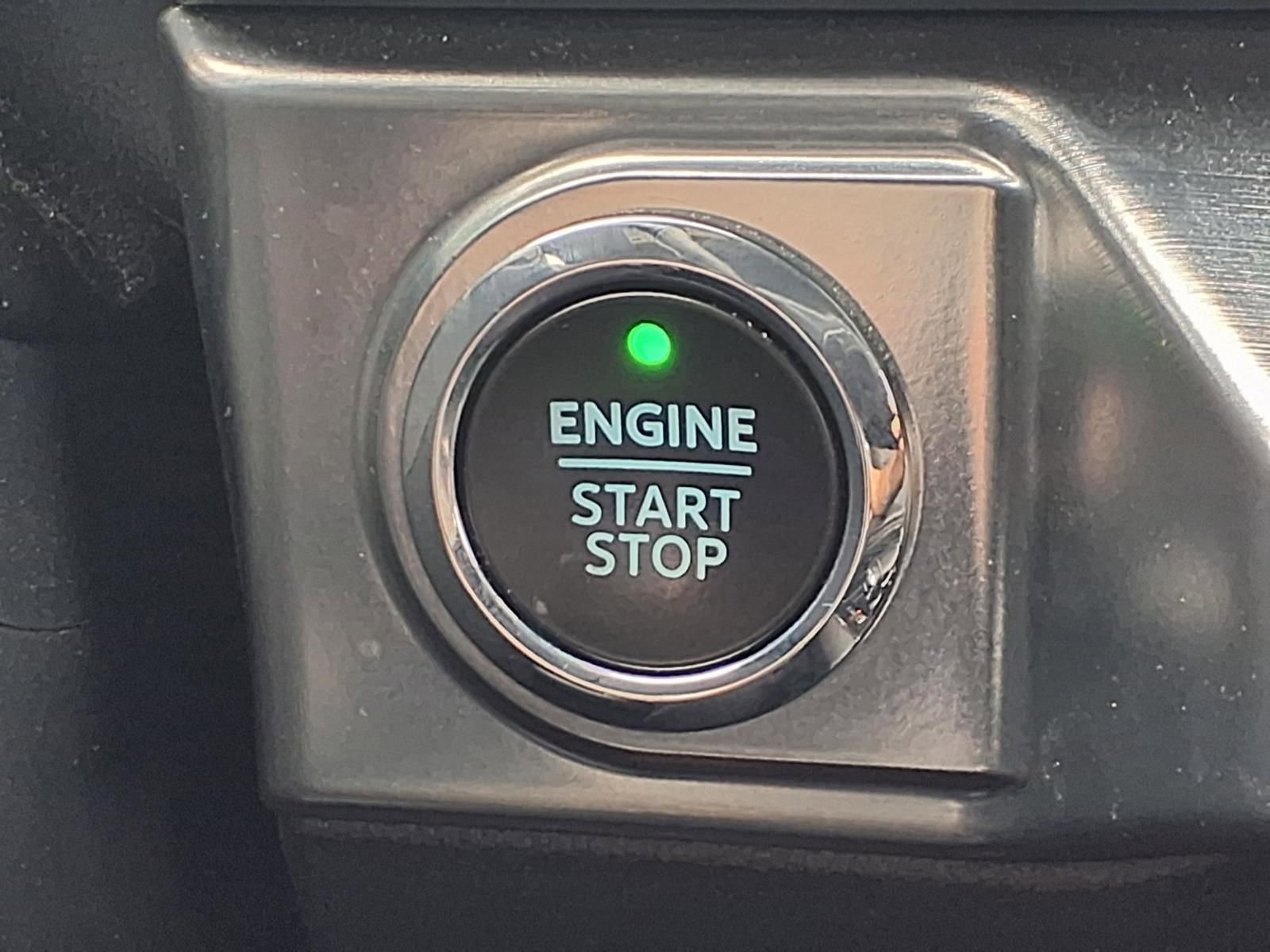 Used 2022 Ford F150 Lariat w/ Equipment Group 502A High AWD/4WD image 12