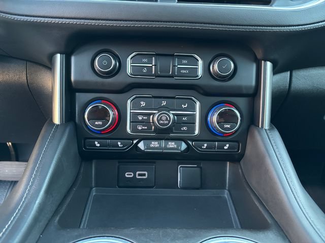 Used 2021 Chevrolet Tahoe Z71 w/ Luxury Package AWD/4WD image 11