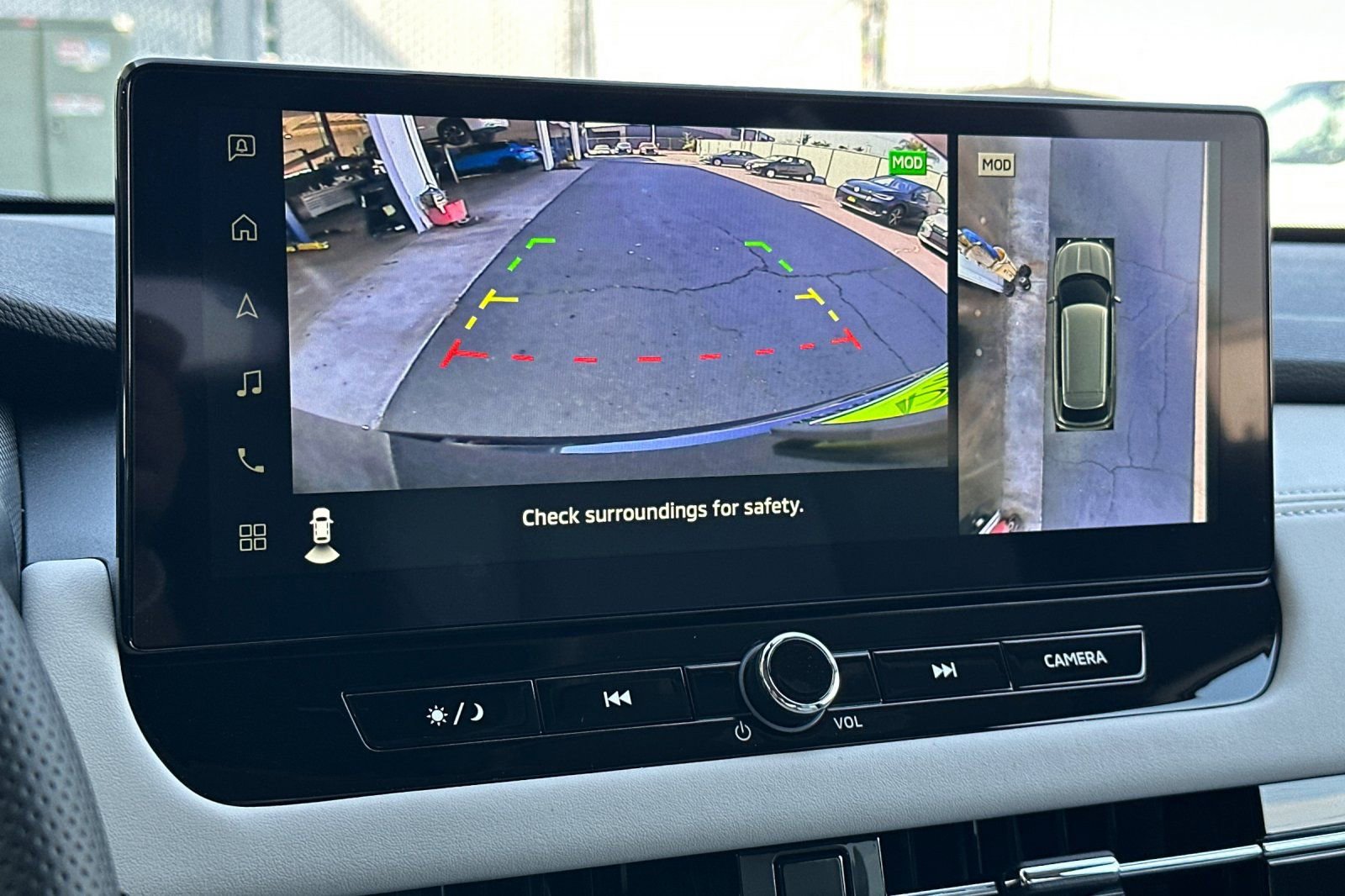 New 2025 Mitsubishi Outlander SEL image 19