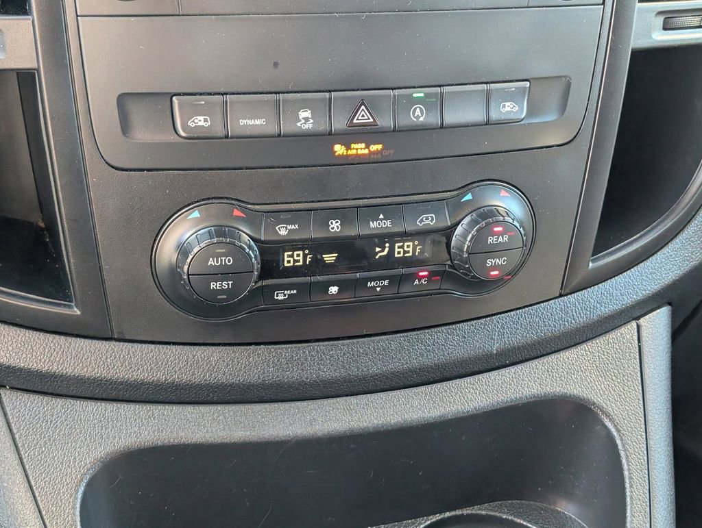 Used 2020 Mercedes-Benz Metris Passenger w/ Premium Safety Package image 27