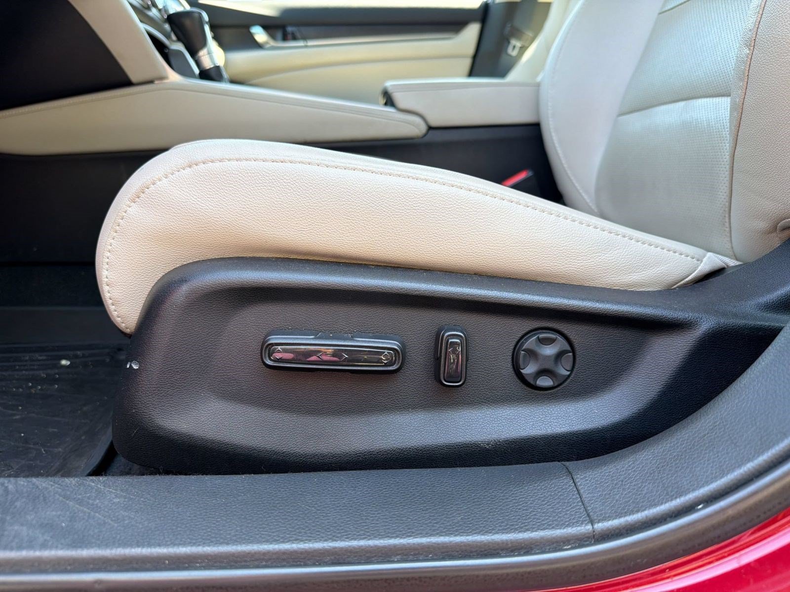 Used 2019 Honda Accord EX-L image 15