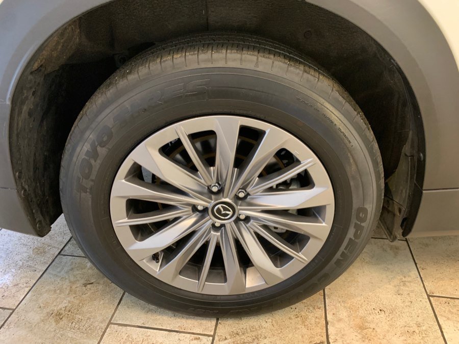 Used 2024 MAZDA CX-90 Plug-In Hybrid w/ Preferred image 10