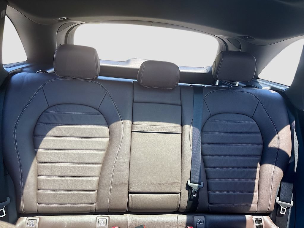 Used 2018 Mercedes-Benz GLC 300 w/ Multimedia Package image 19