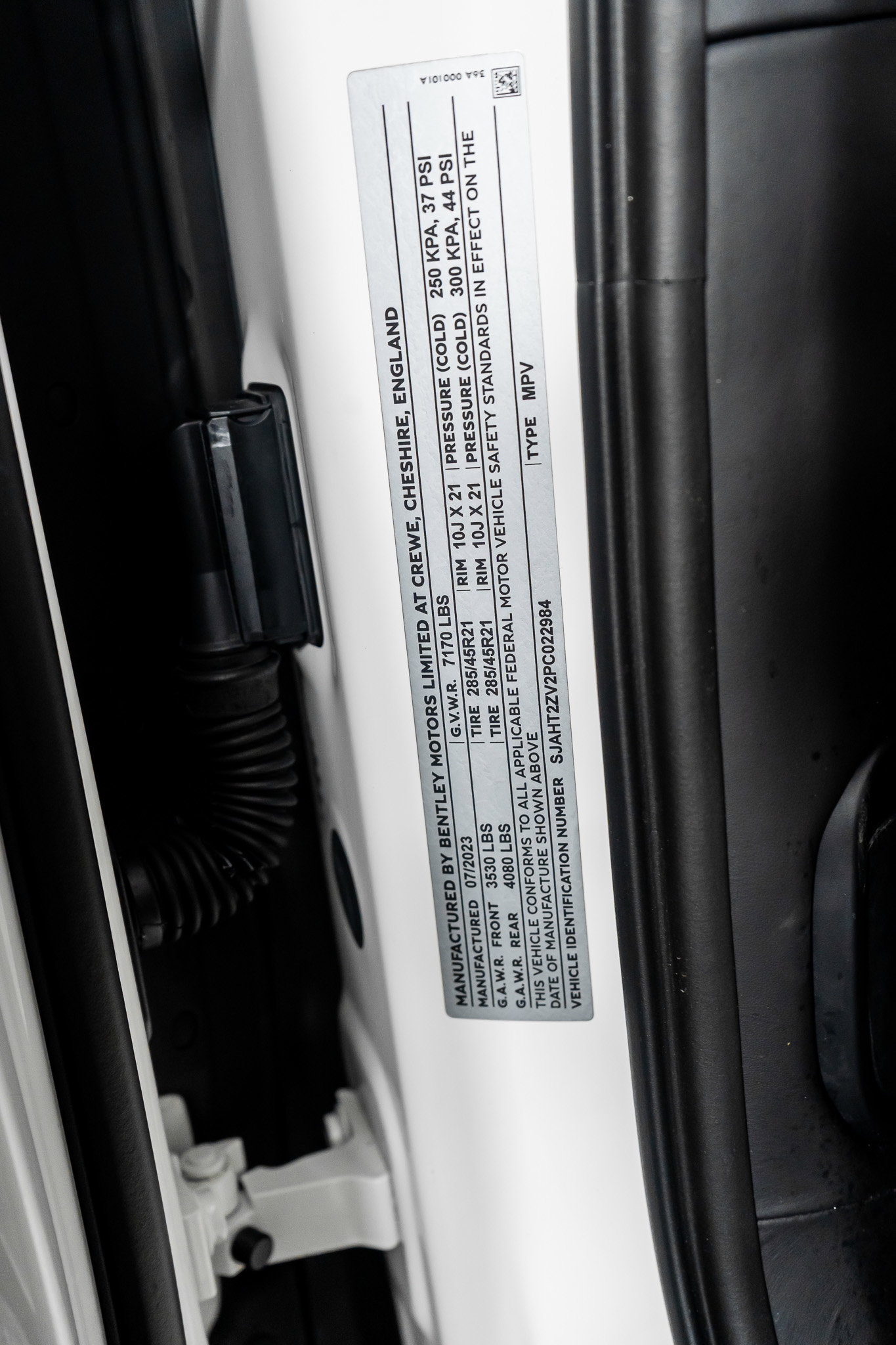 Used 2023 Bentley Bentayga Extended Wheelbase image 61