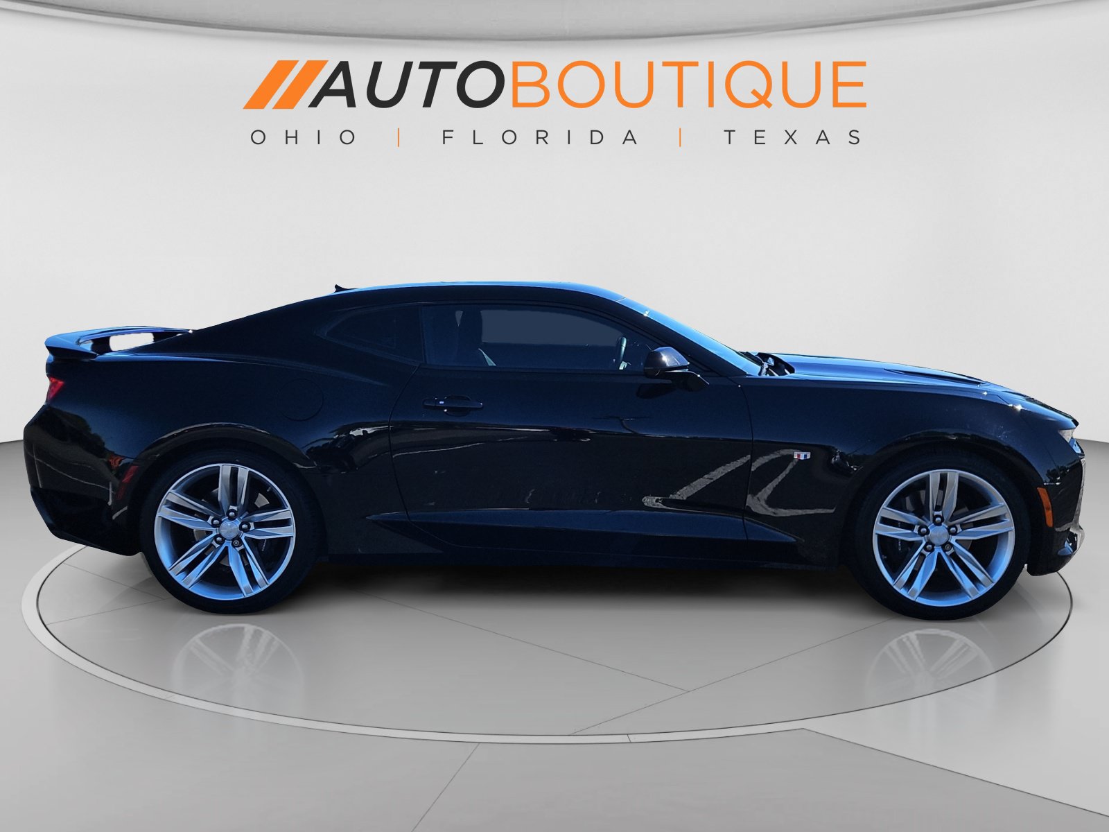 Used 2016 Chevrolet Camaro SS RWD image 6