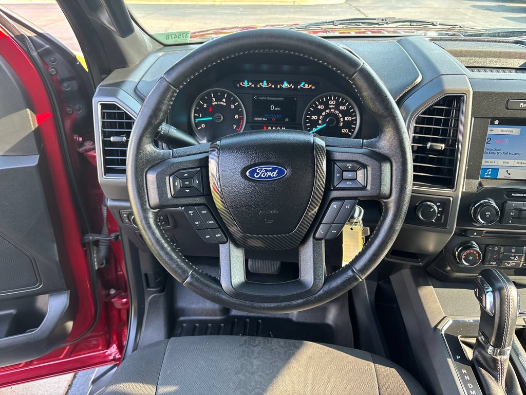 Used 2018 Ford F150 XLT w/ Equipment Group 302A Luxury AWD/4WD image 12