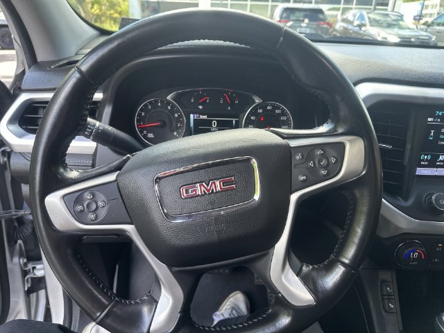 Used 2017 GMC Acadia SLE AWD/4WD image 13