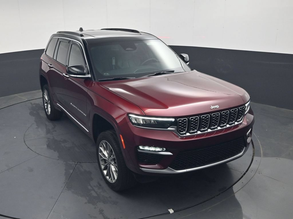 Used 2024 Jeep Grand Cherokee Summit AWD/4WD image 29