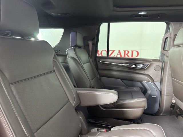 Used 2021 GMC Yukon XL Denali w/ Denali Premium Package image 18