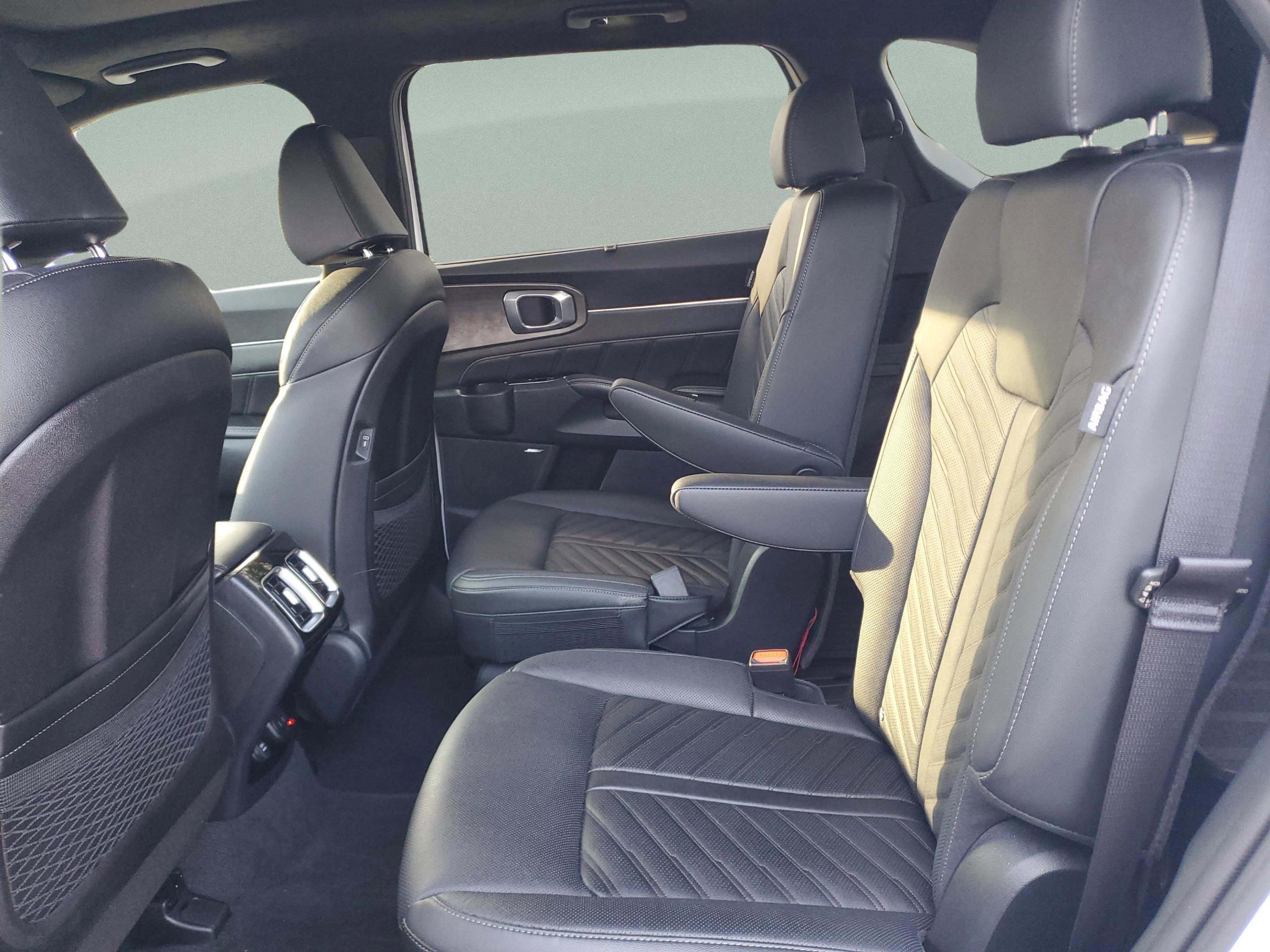 Certified 2024 Kia Sorento SX Prestige image 12