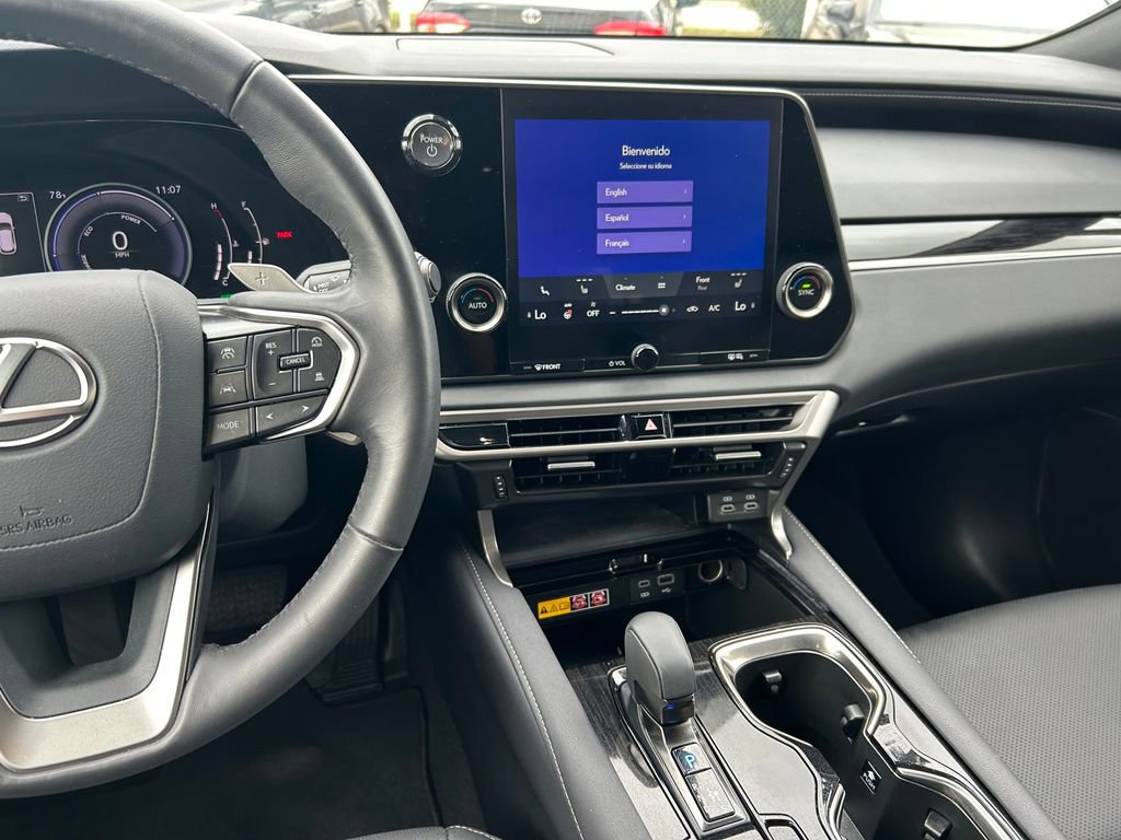 Used 2024 Lexus RX 350h w/ Accessory Package (K3) image 18