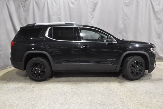 Used 2023 GMC Acadia SLT image 2