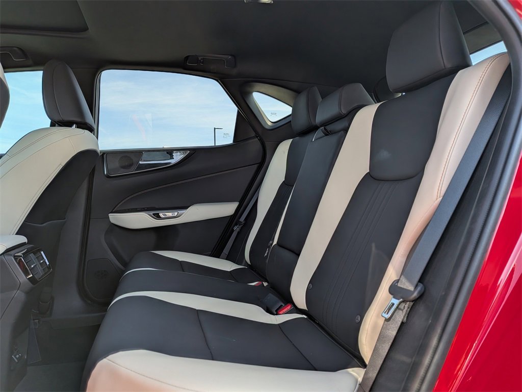 Used 2022 Lexus NX 350 AWD image 25