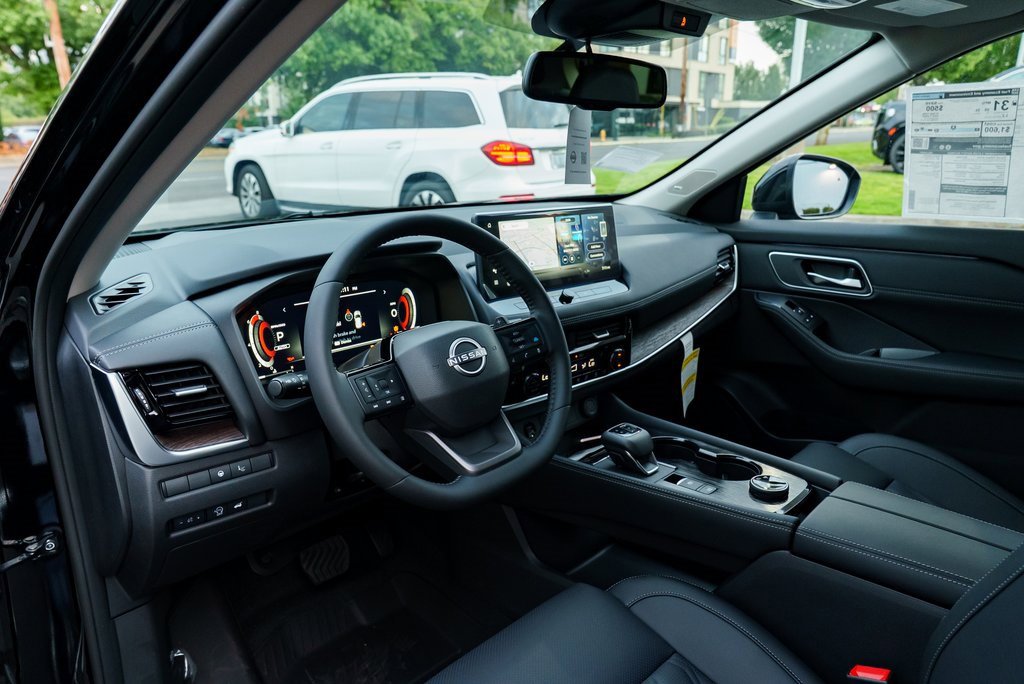 New 2026 Nissan Rogue Platinum image 23