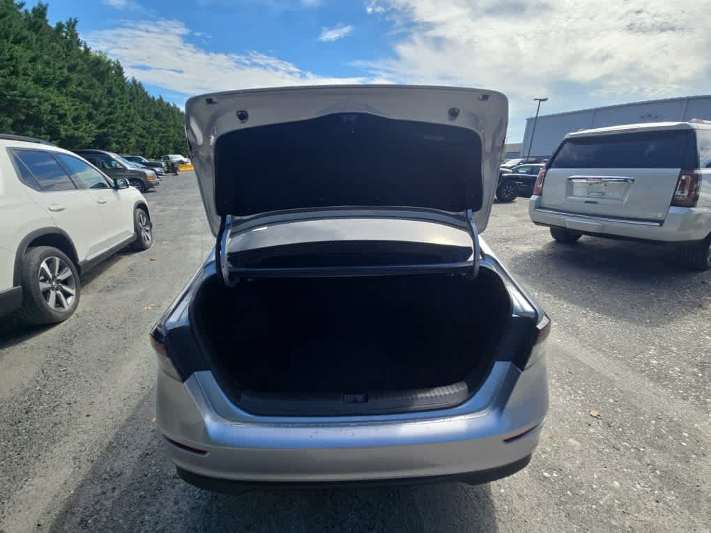 Certified 2025 Honda Accord SE image 10
