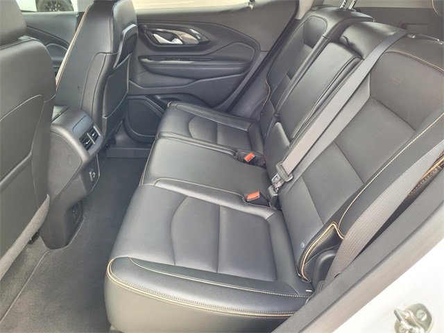 Used 2024 GMC Terrain AT4 image 24