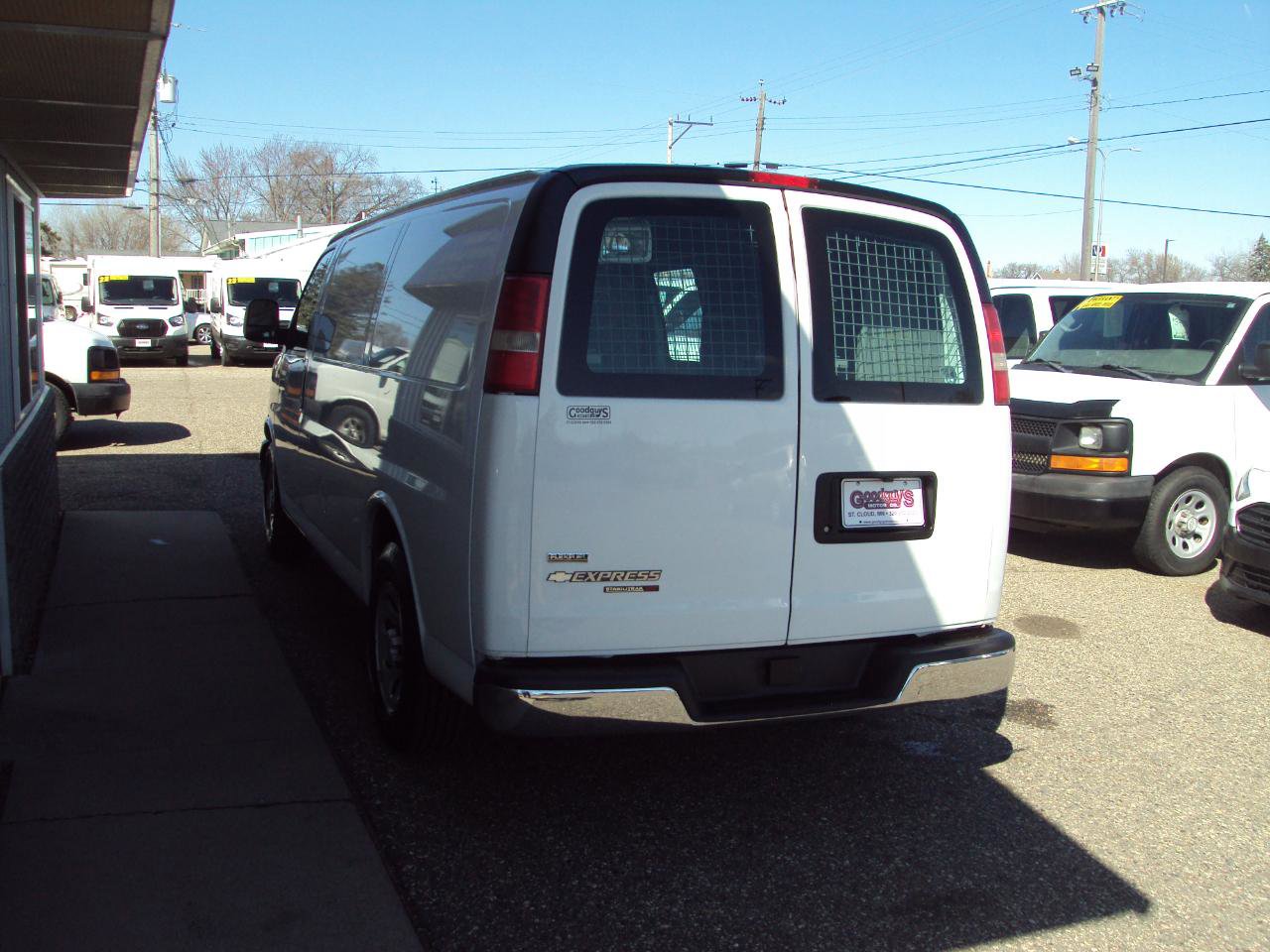 Used 2012 Chevrolet Express 1500 AWD image 5