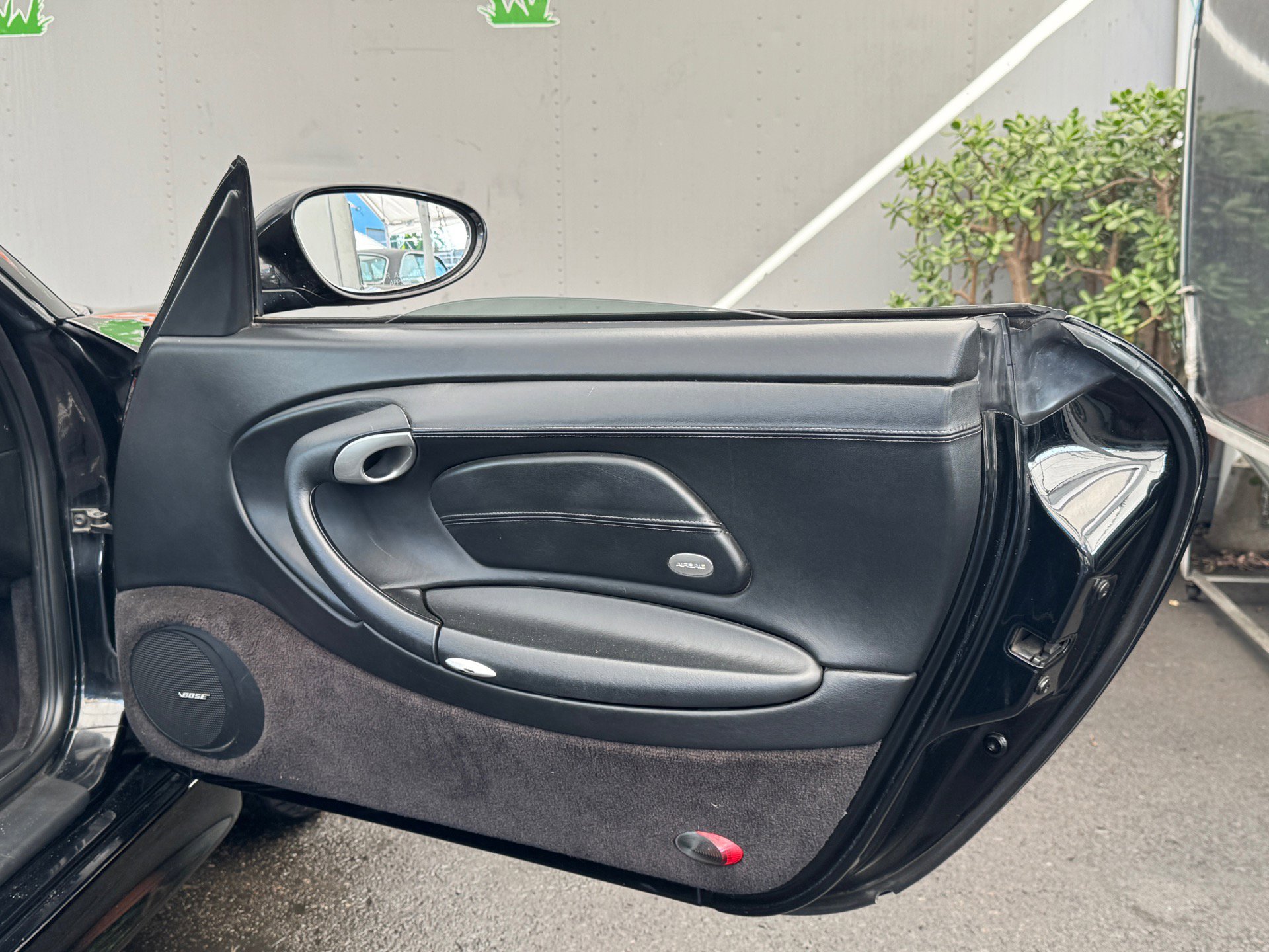 Used 2002 Porsche 911 Cabriolet image 28