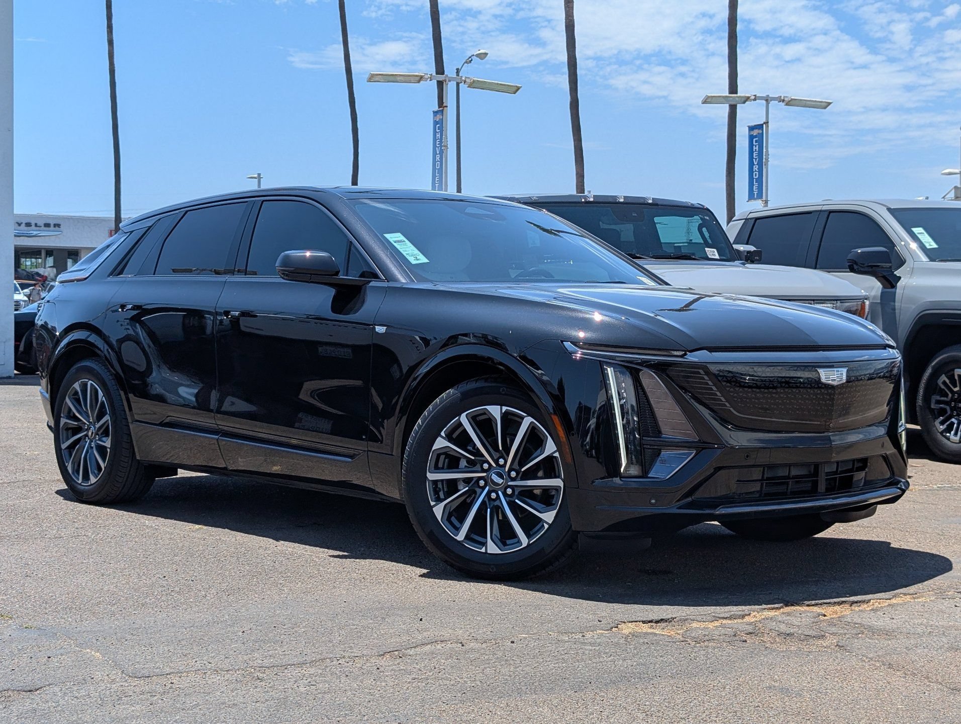 Used 2024 Cadillac Lyriq Sport RWD image 2