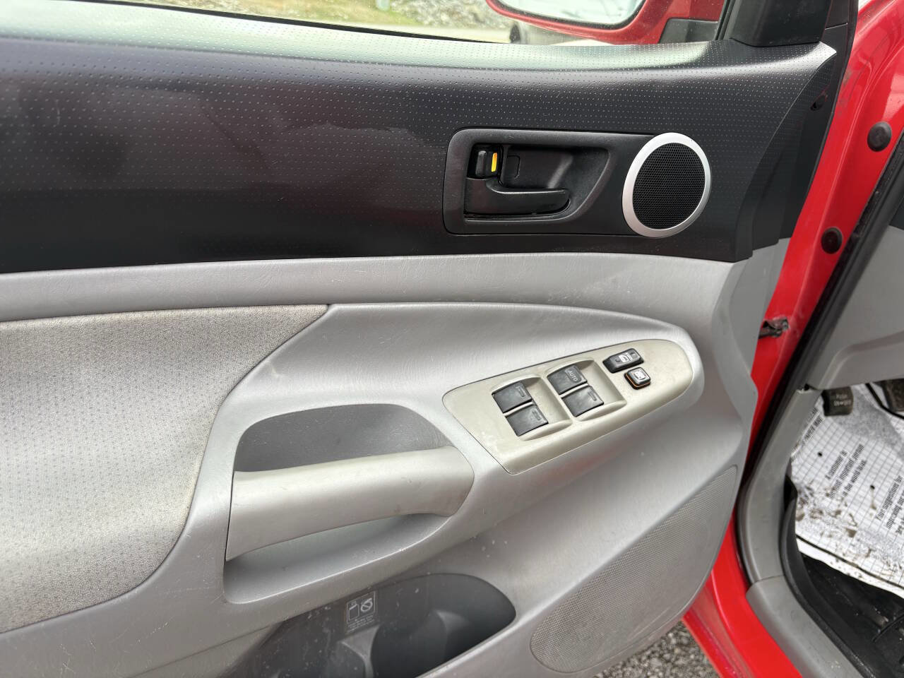 Used 2007 Toyota Tacoma PreRunner RWD image 13