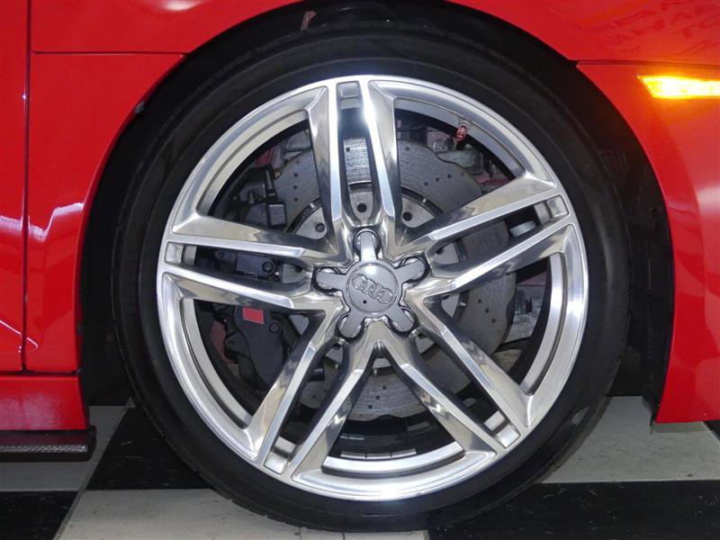 Used 2014 Audi R8 V8 w/ Convenience Package image 30