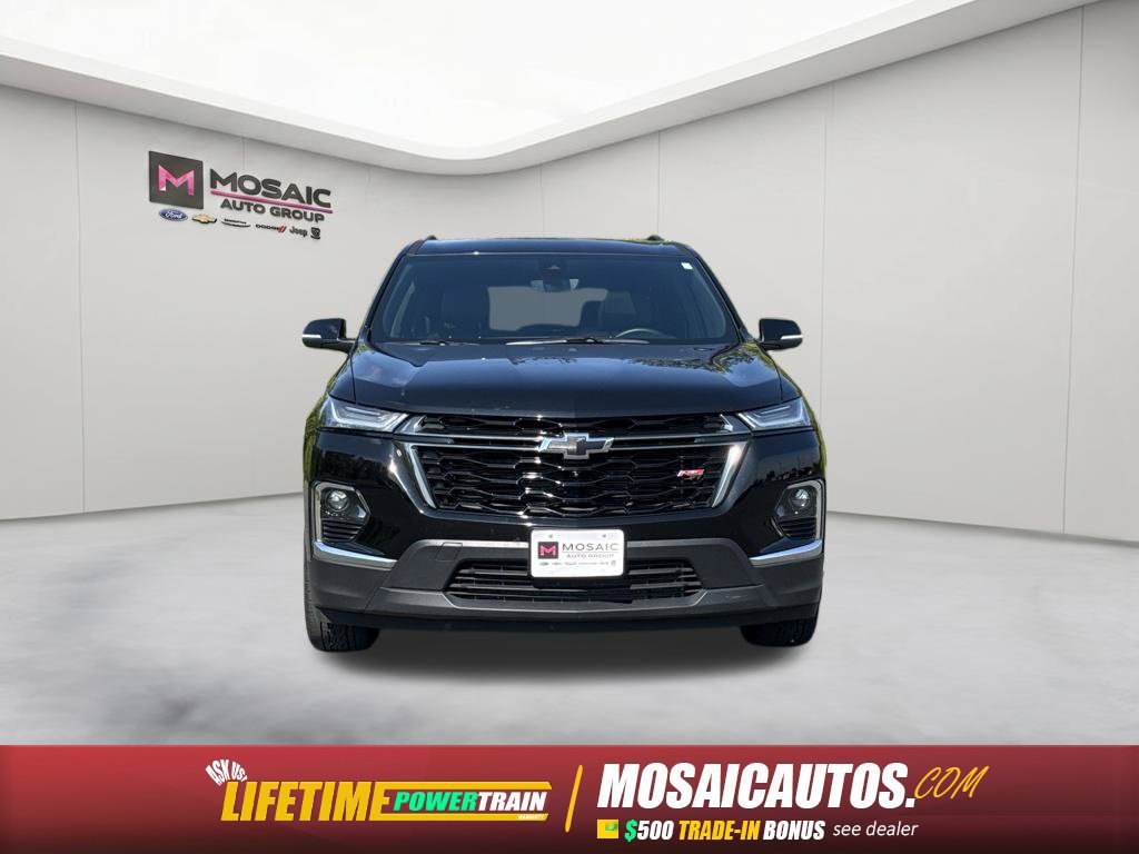 Used 2023 Chevrolet Traverse RS AWD/4WD image 2