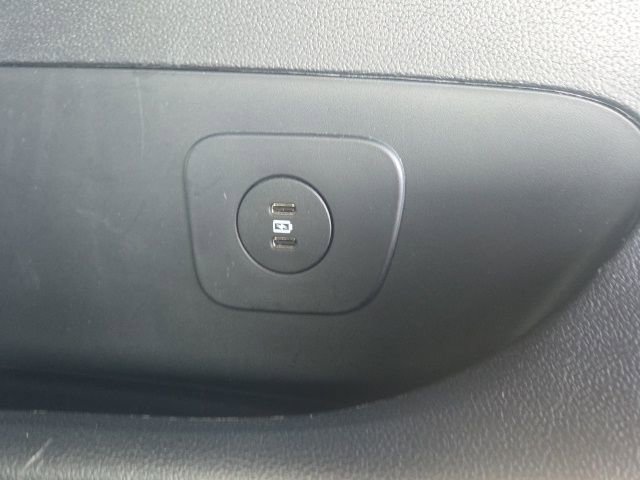 Certified 2025 Ford Explorer ST-Line image 13