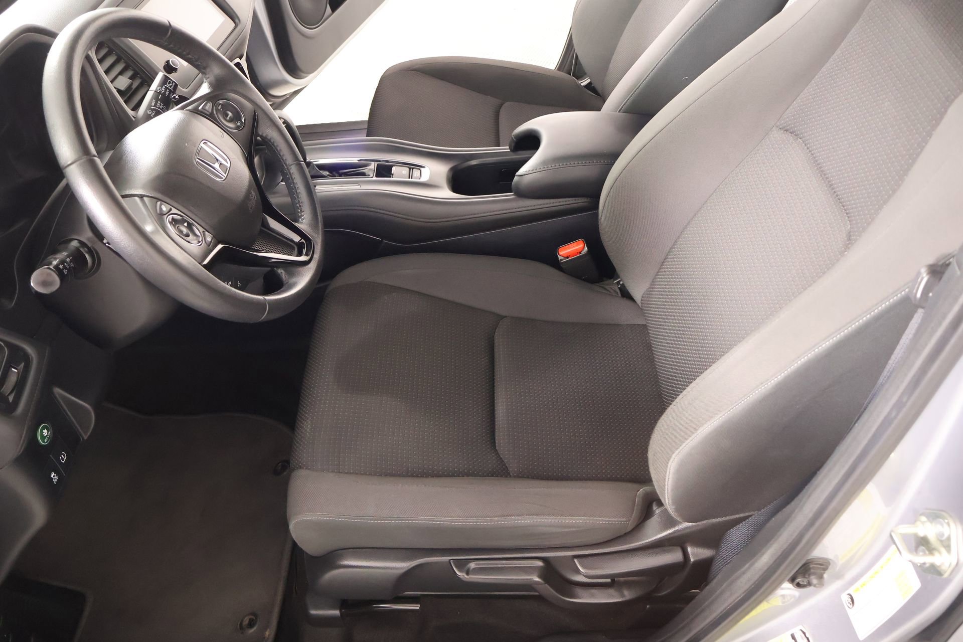 Used 2019 Honda HR-V Sport image 10