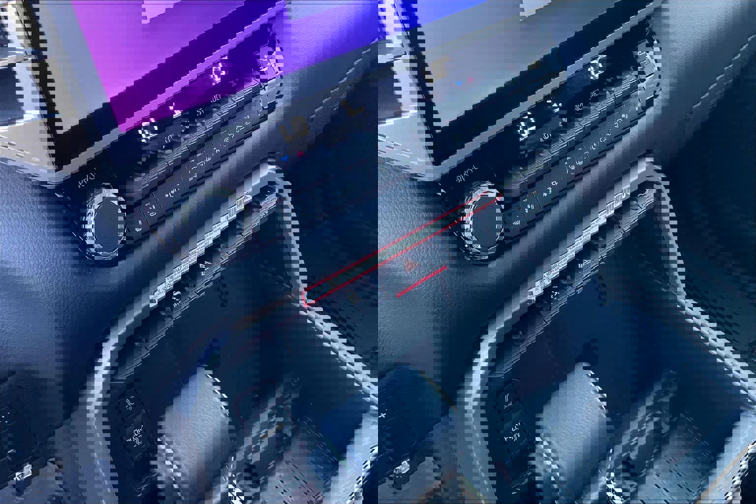 Used 2025 Toyota Tundra Limited image 33