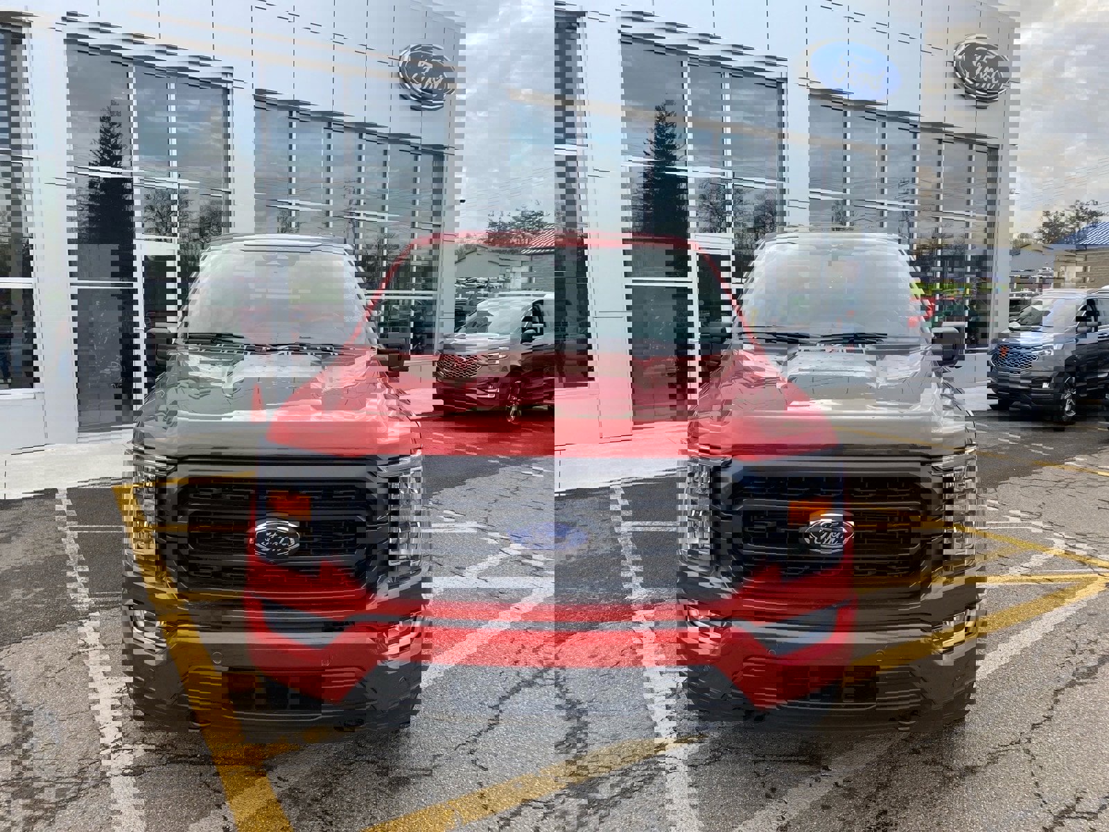 Used 2023 Ford F150 XLT w/ Equipment Group 302A High image 8