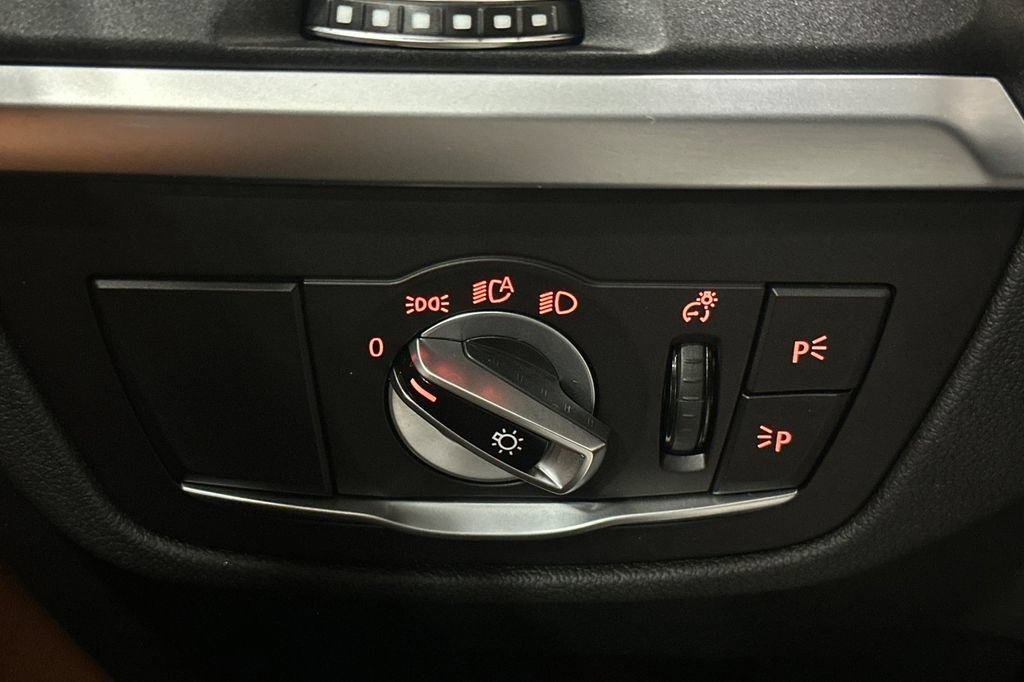 Certified 2023 BMW X3 sDrive30i w/ Premium Package RWD image 33