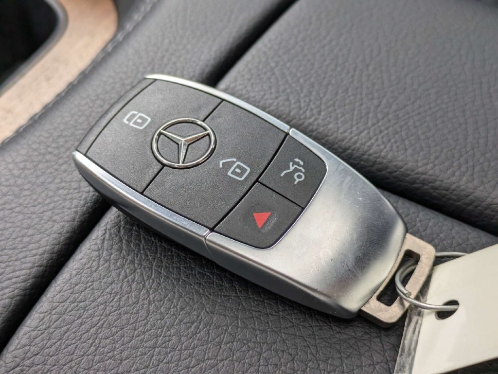 Used 2023 Mercedes-Benz GLE 350 4MATIC image 31