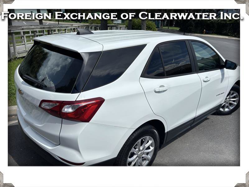 Used 2020 Chevrolet Equinox LS w/ LS Convenience Package FWD image 1