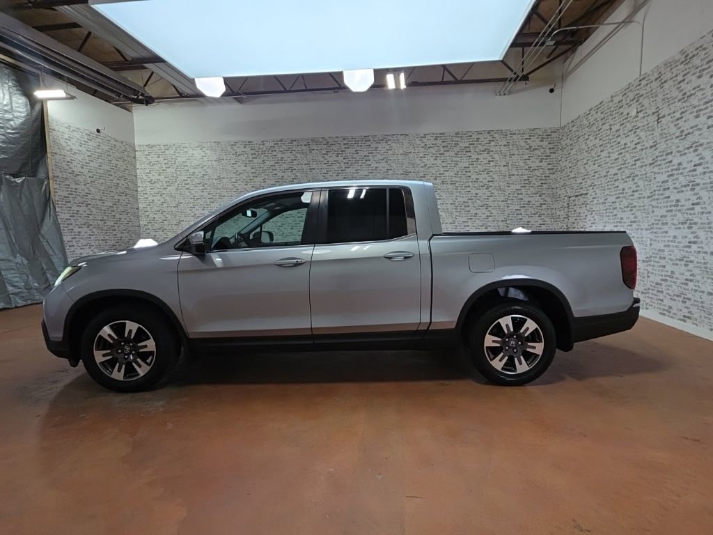 Used 2017 Honda Ridgeline RTL-T image 4