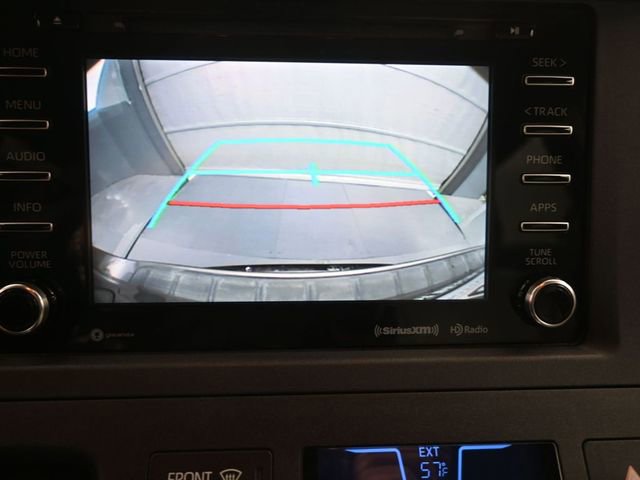 Used 2018 Toyota Sienna XLE FWD image 6