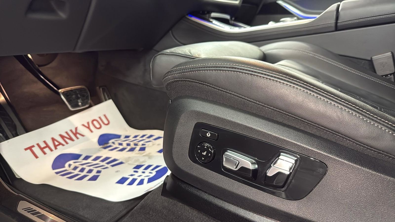 Used 2024 BMW X5 xDrive50e w/ M Sport Package image 11