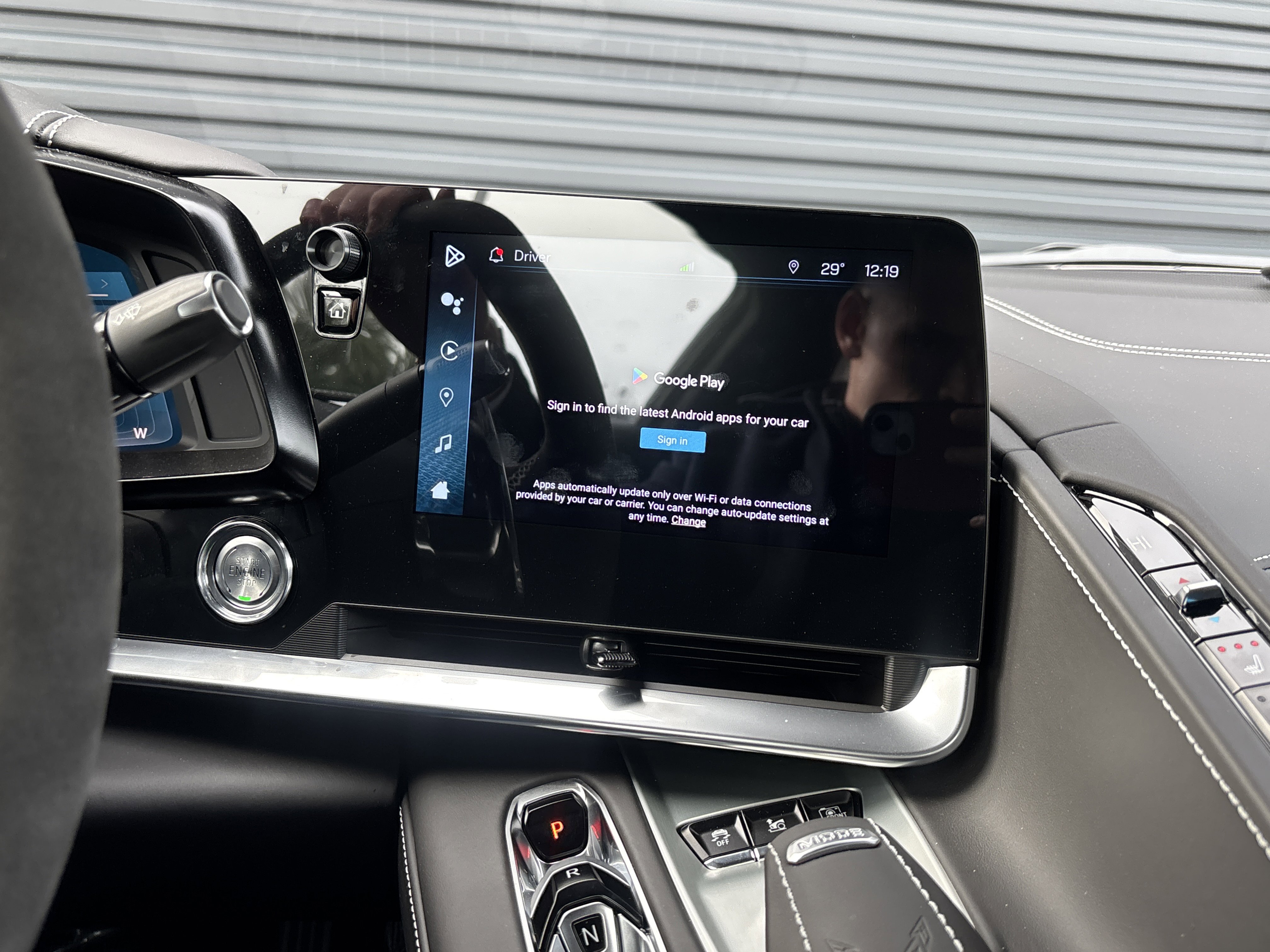 Used 2024 Chevrolet Corvette Stingray Premium Cpe w/ 3LT image 18